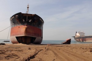 Beached-ship-71-300x200